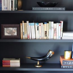 5 Ways To Style Your Bookshelves