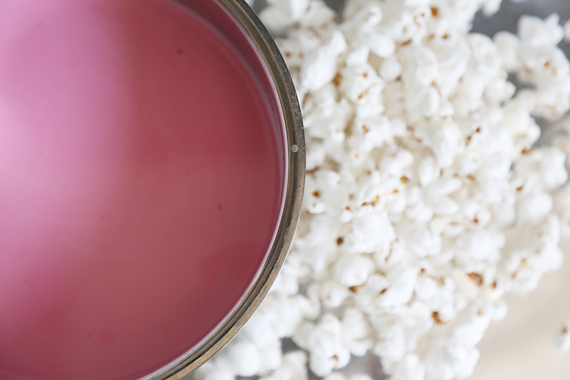 Louise Roe - DIY How To Make Pink Popcorn Recipe - Girls Night In - Front Roe fashion and lifstyle blog 3