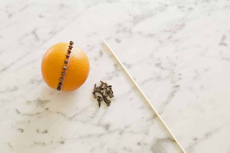 Louise Roe - Fragrant Orange Pomanders - Holiday DIY - Front Roe fashion blog 2