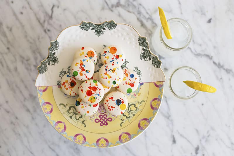 Louise Roe | Paint Splatter Macaroons | Cute Spring DIY and Entertaining Tips | Front Roe blog 4