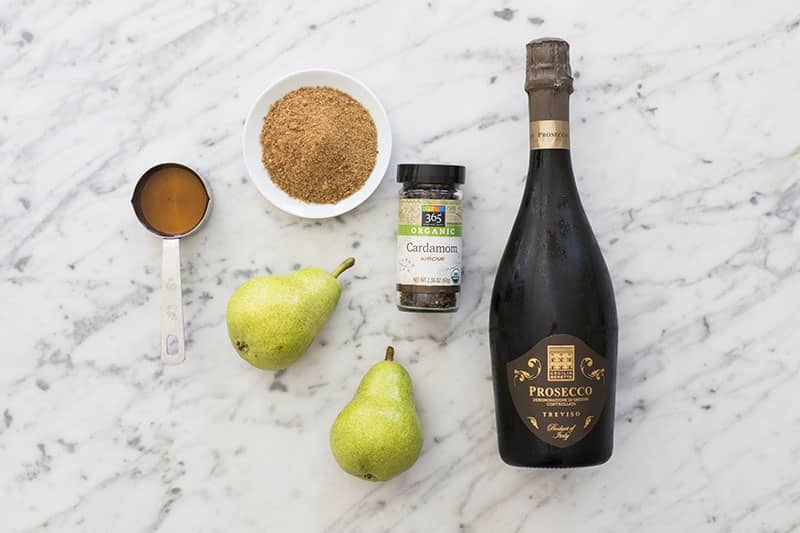 Louise Roe | Pear Prosecco Cocktail | Entertaining Tips | Front Roe fashion blog 1