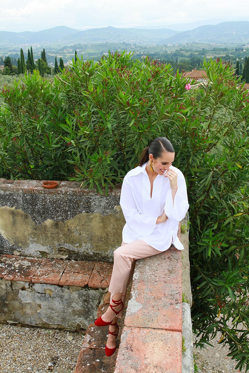 Louise Roe | Midsummer Night Style | Classic Shirt and Trousers | Front Roe 6