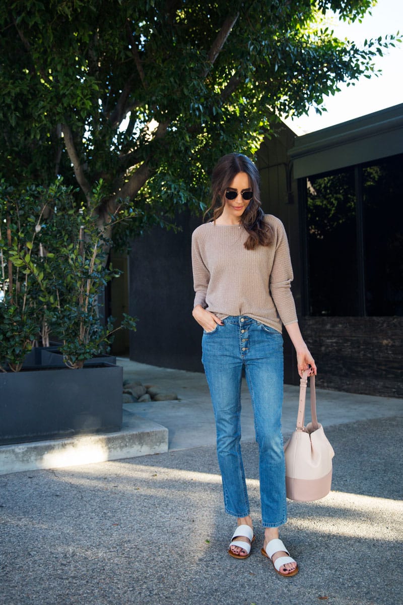 louise-roe-simple-weekend-outfit-front-roe-1