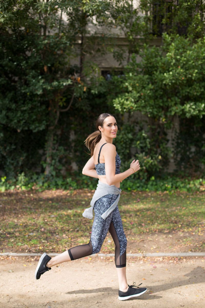 louise-roe-lululemon-workout-outfit-front-roe-1