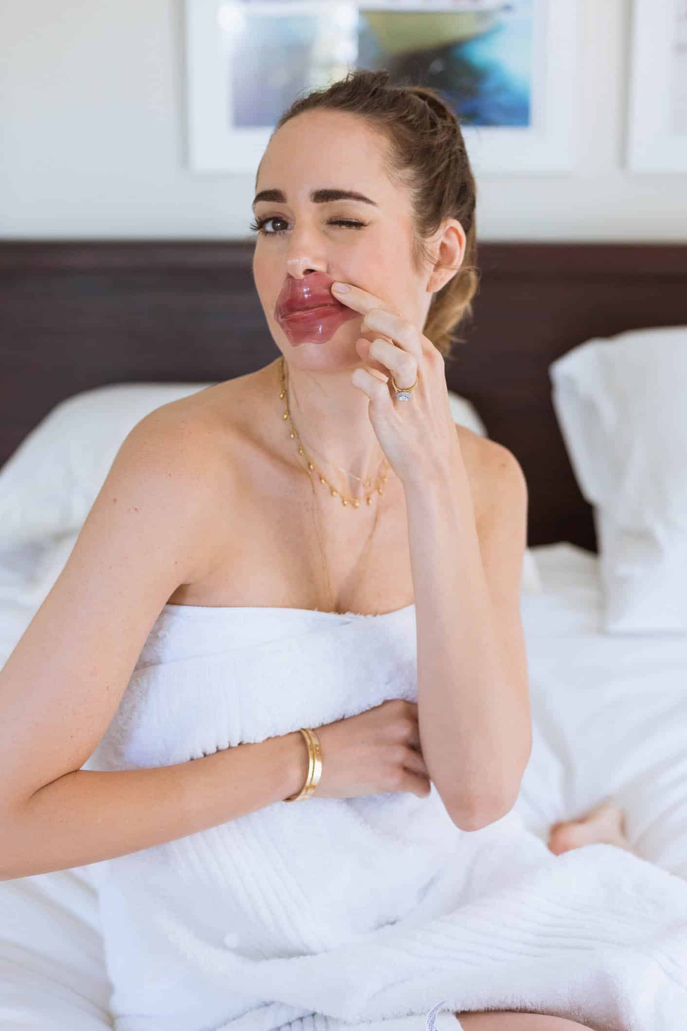 Louise Roe beauty tips and tricks on plumper looking lips