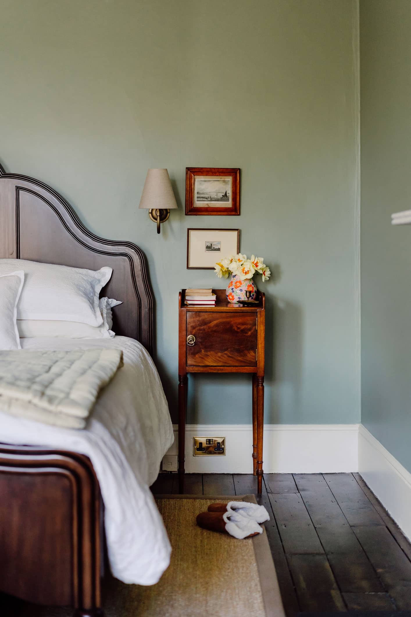 Louise Roe of Front Roe reveals her master bedroom