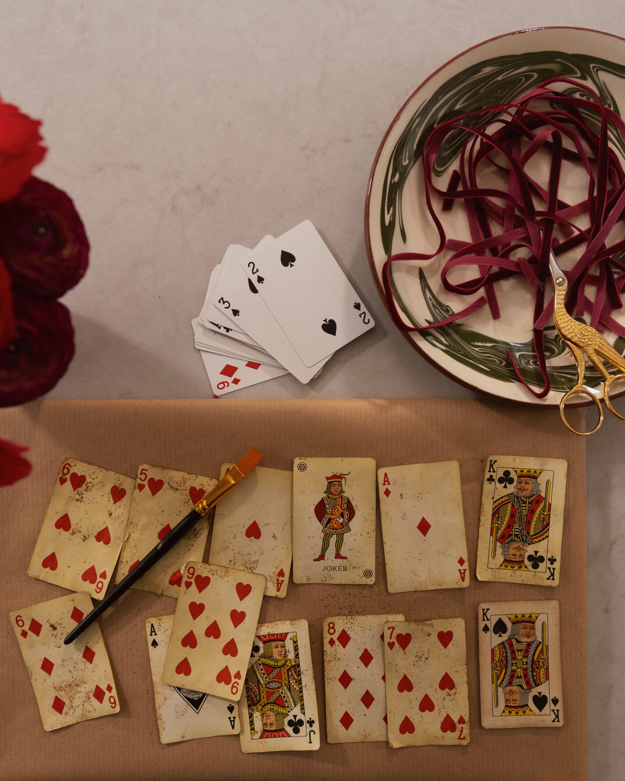 Christmas DIY: Chic Playing Card Ornaments